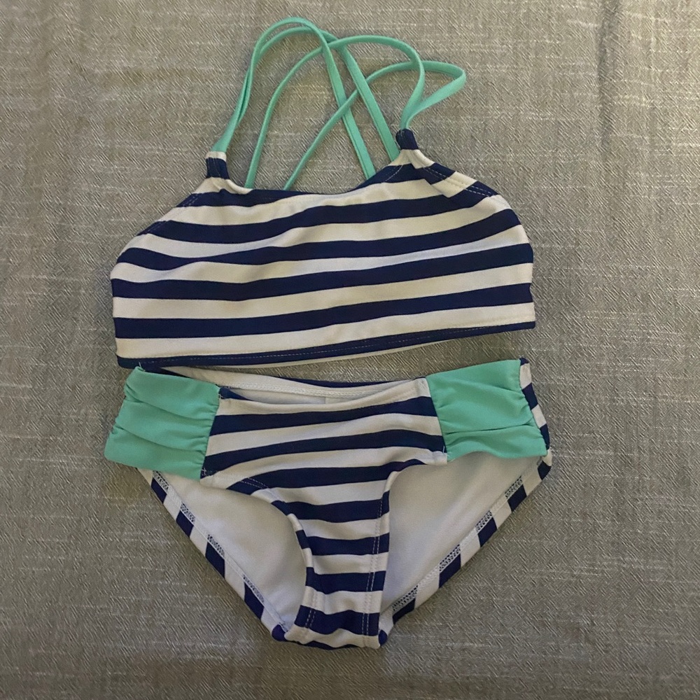Girls swimwear